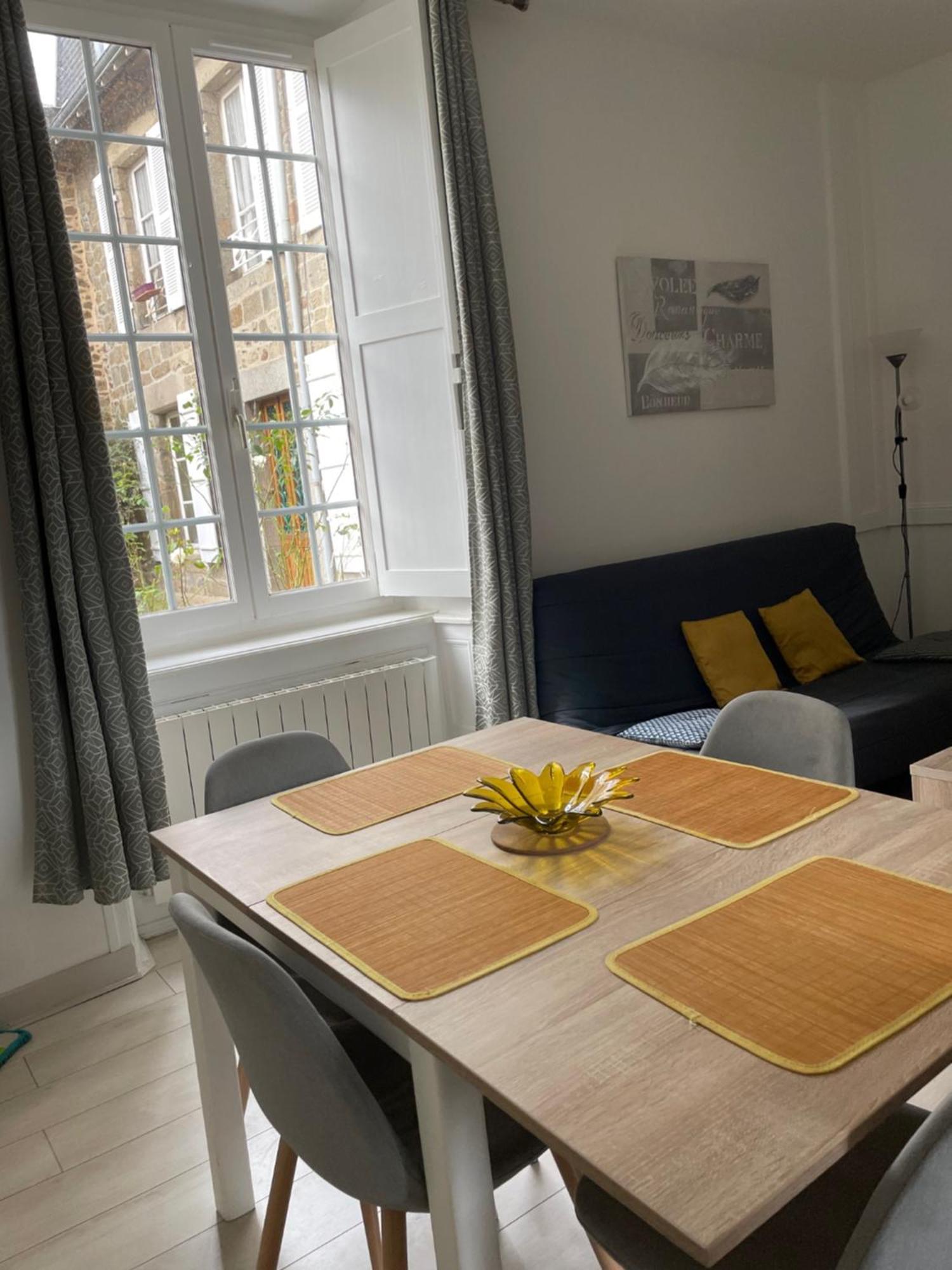 Charmant Appartement T2 Plein Centre Ville Saint-Brieuc Esterno foto